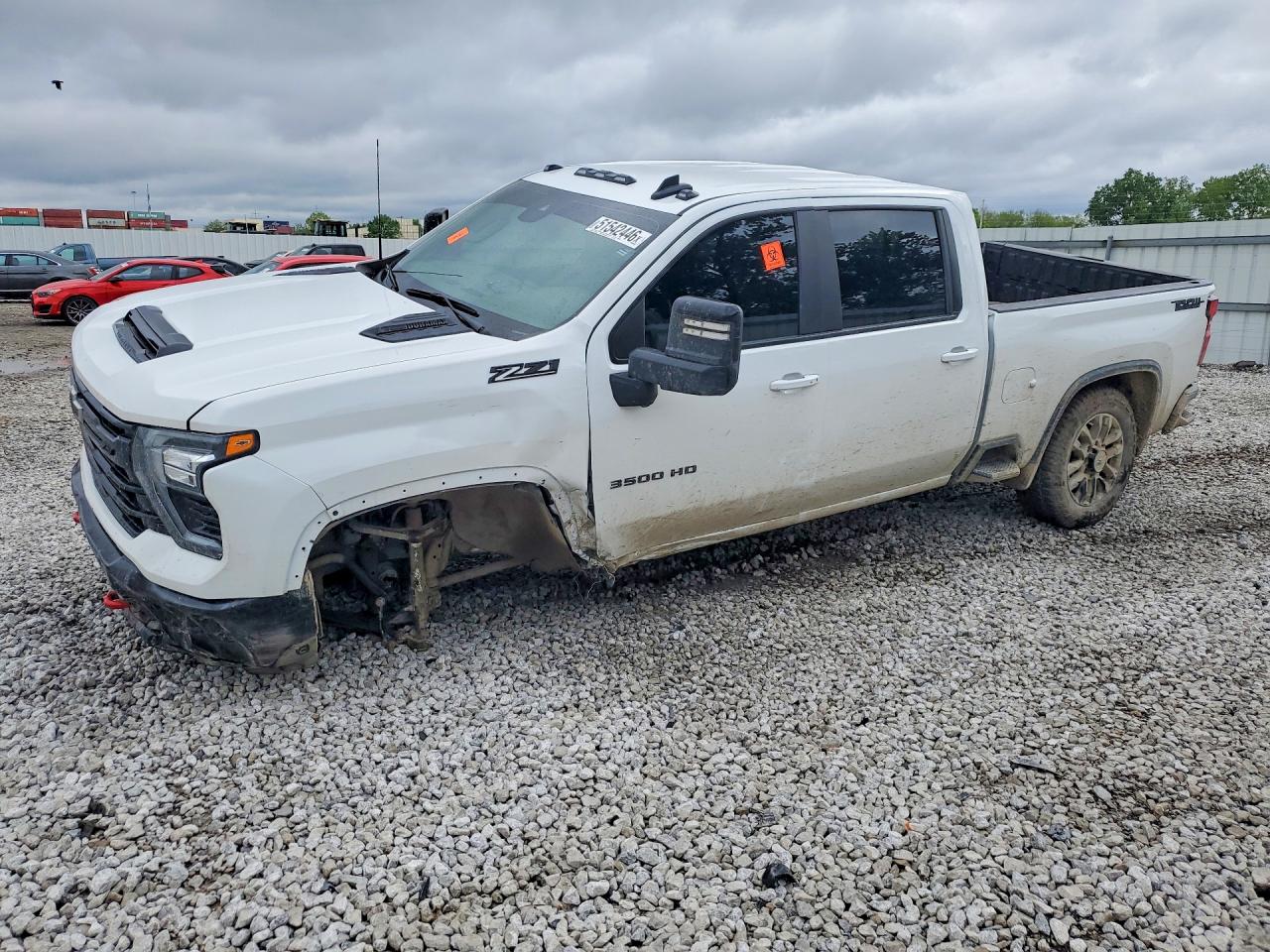 Salvage Chevrolet Silverado Image