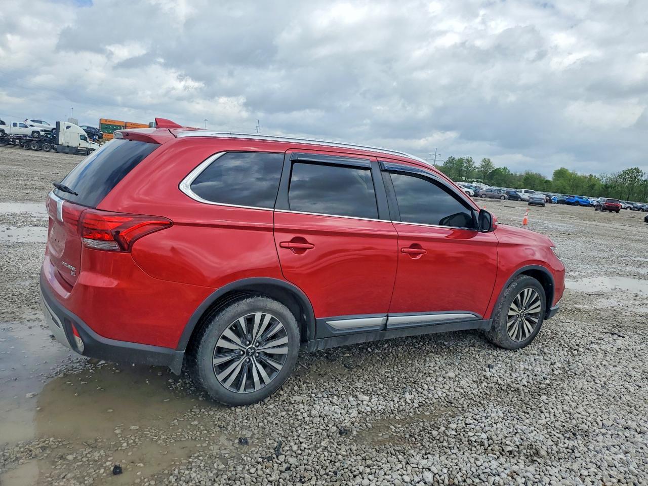 Mitsubishi Outlander Se