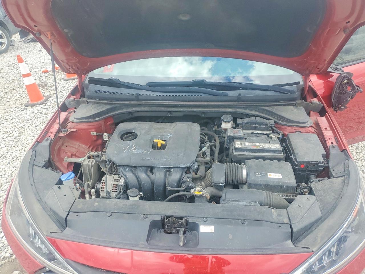 Hyundai ELANTRA Sel