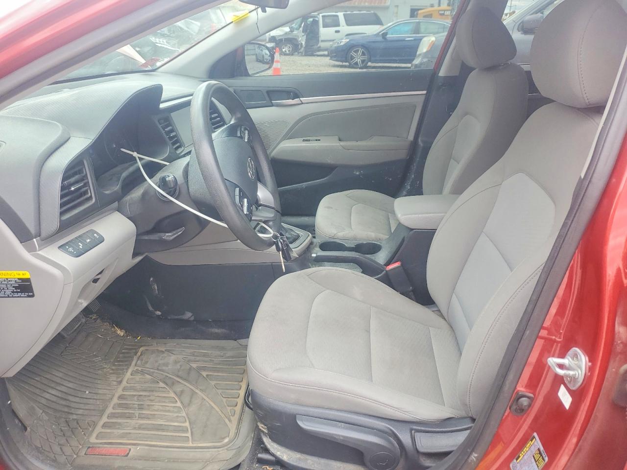 Hyundai ELANTRA Sel
