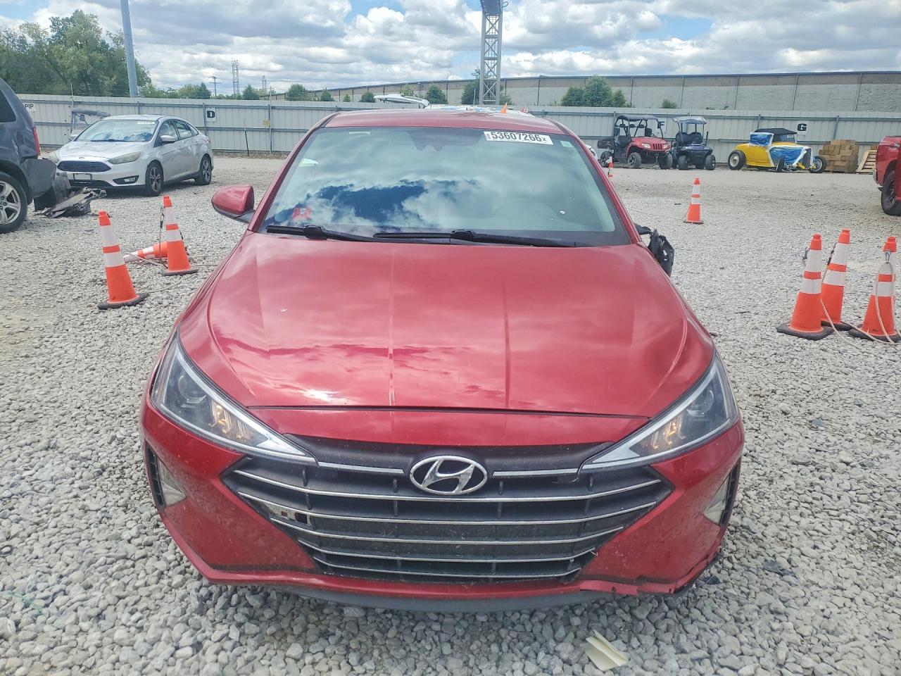 Hyundai ELANTRA Sel