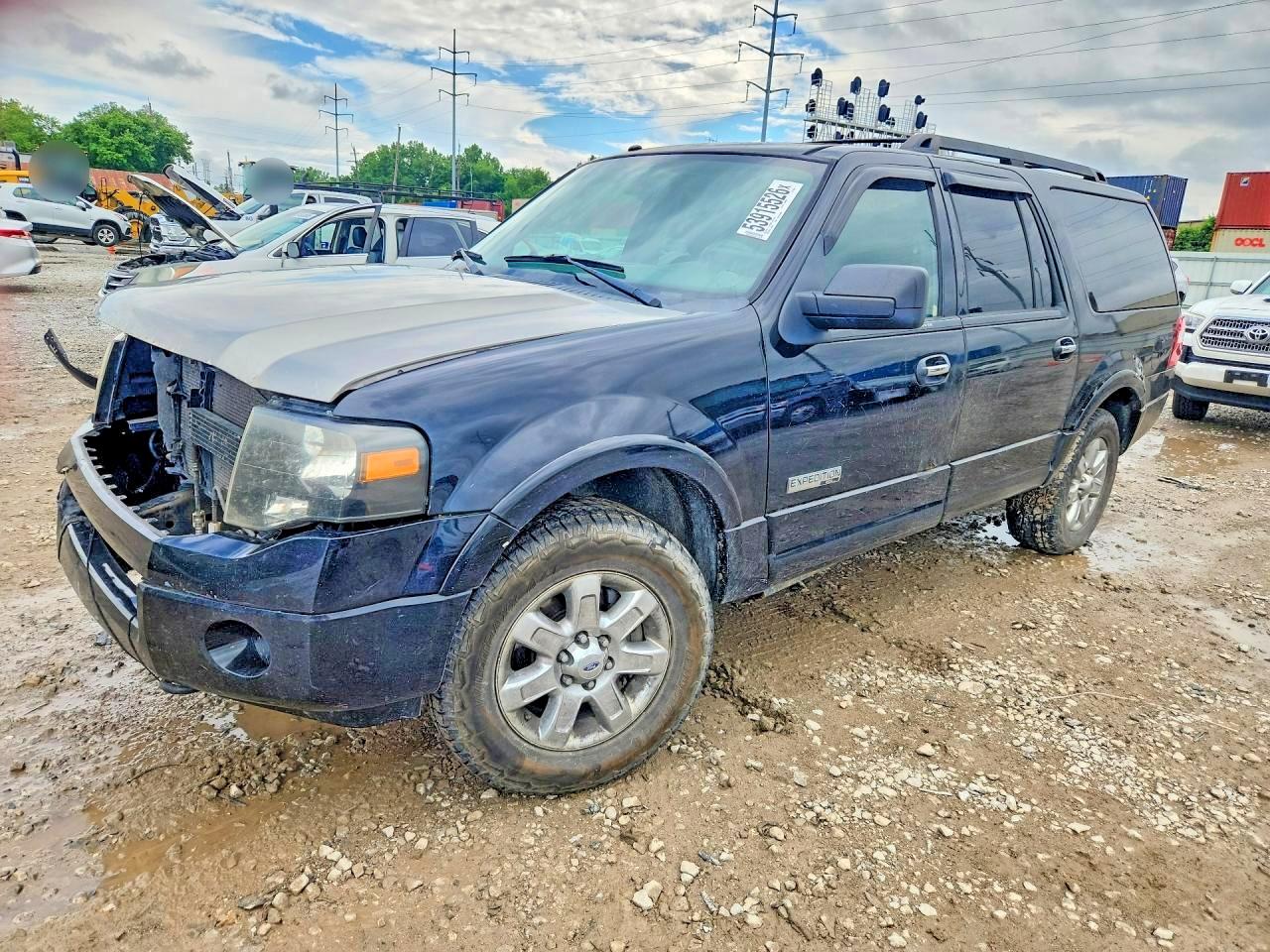 Salvage Ford Expedition Image