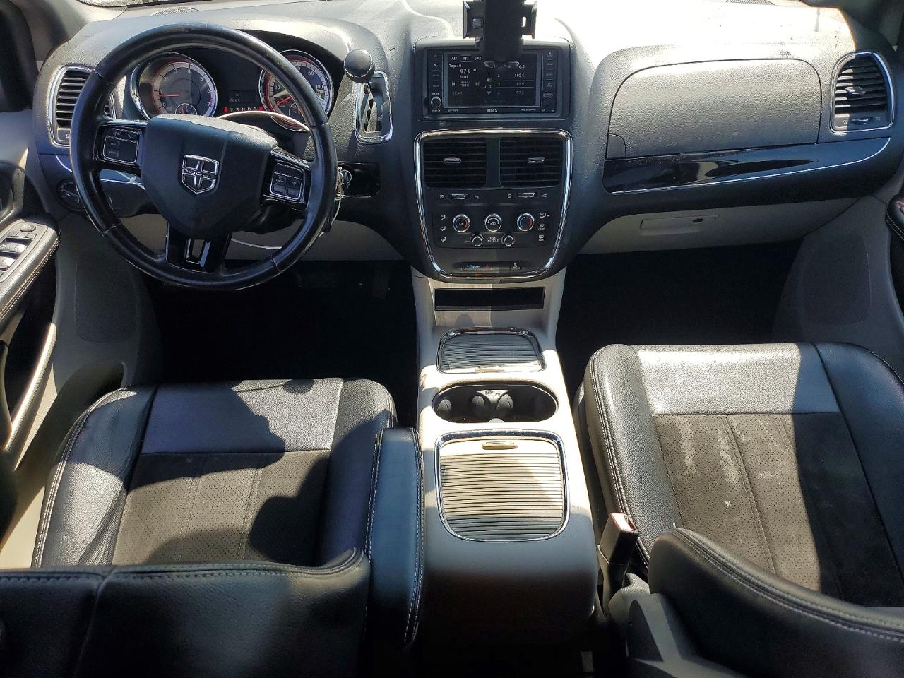 Dodge Caravan Sxt