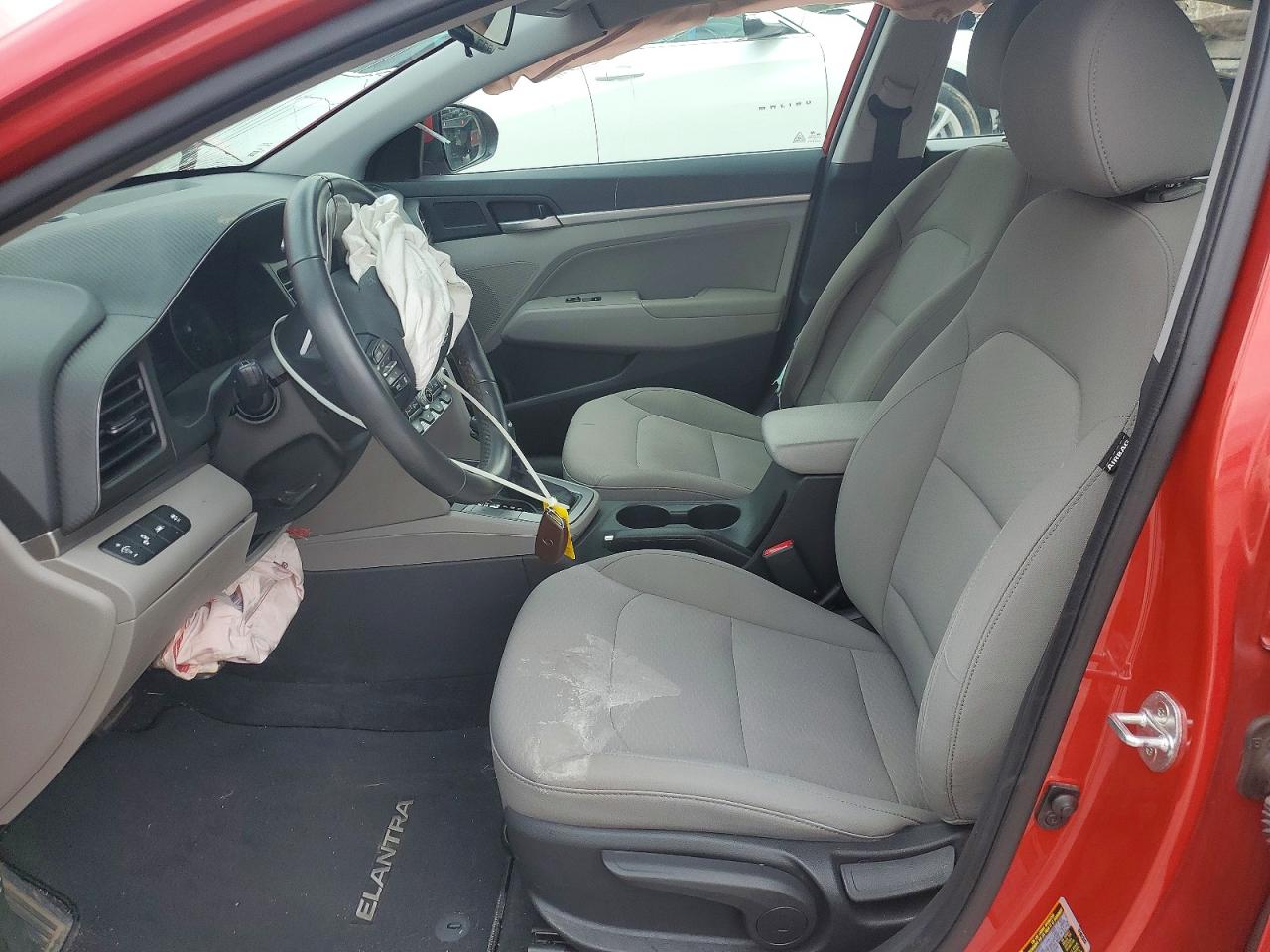 Hyundai ELANTRA Value Edition