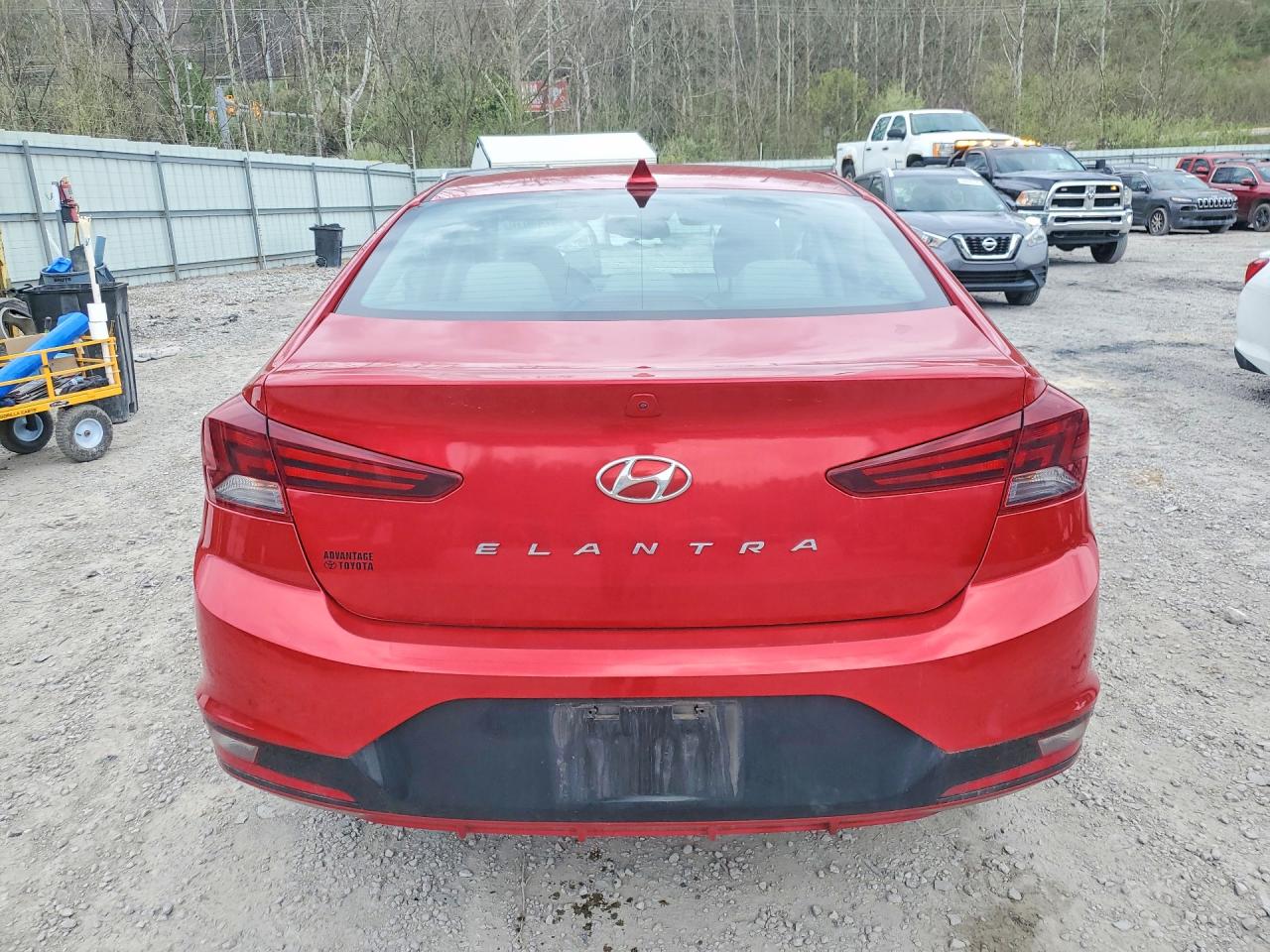 Hyundai ELANTRA Value Edition