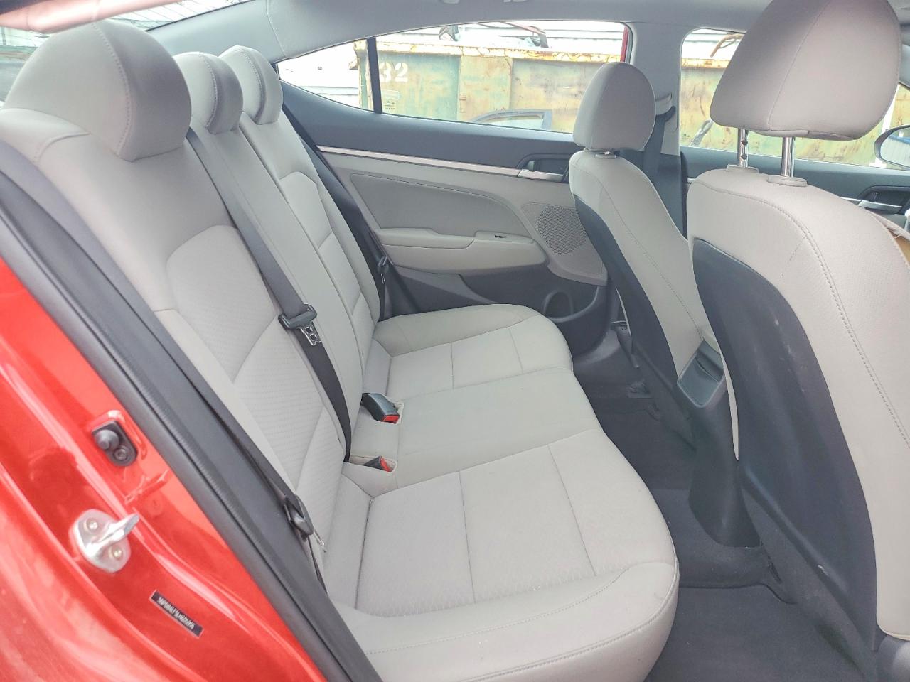 Hyundai ELANTRA Value Edition