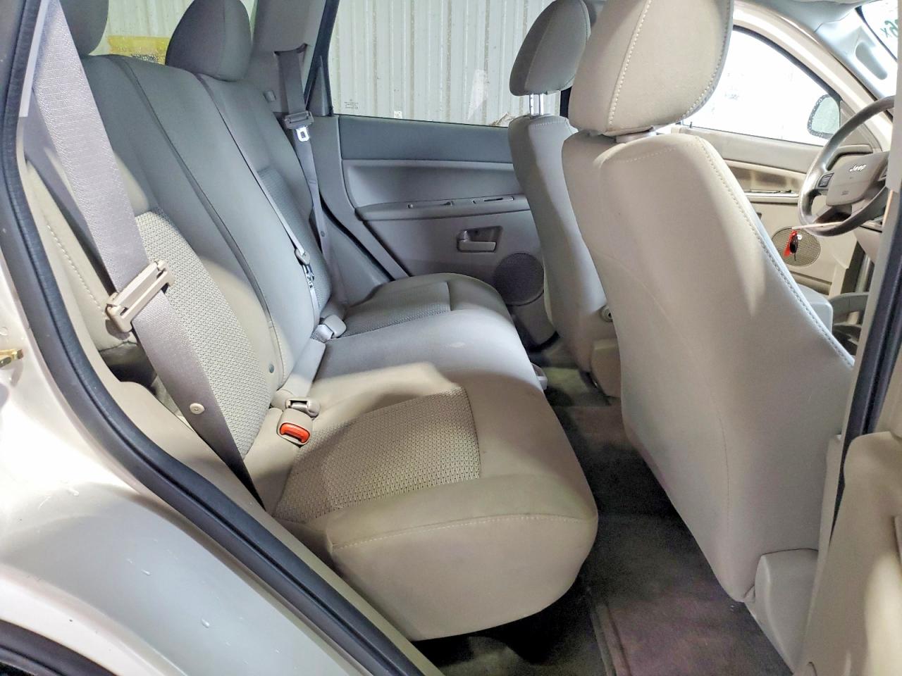 Jeep Grand Cherokee Laredo