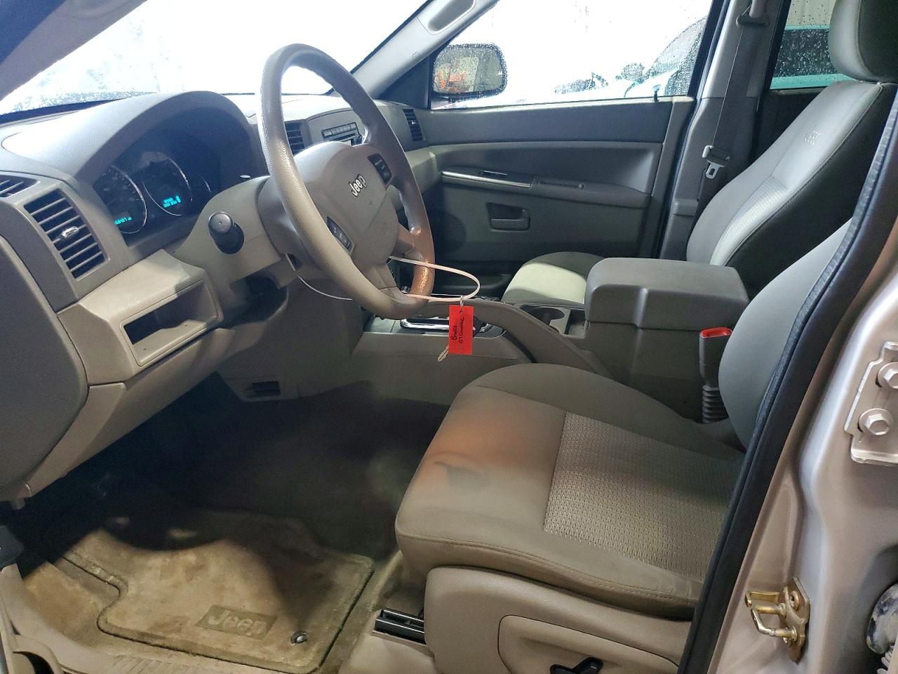 Jeep Grand Cherokee Laredo