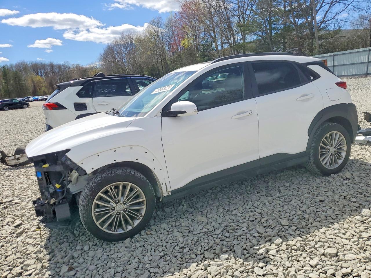 Salvage Hyundai KONA Image