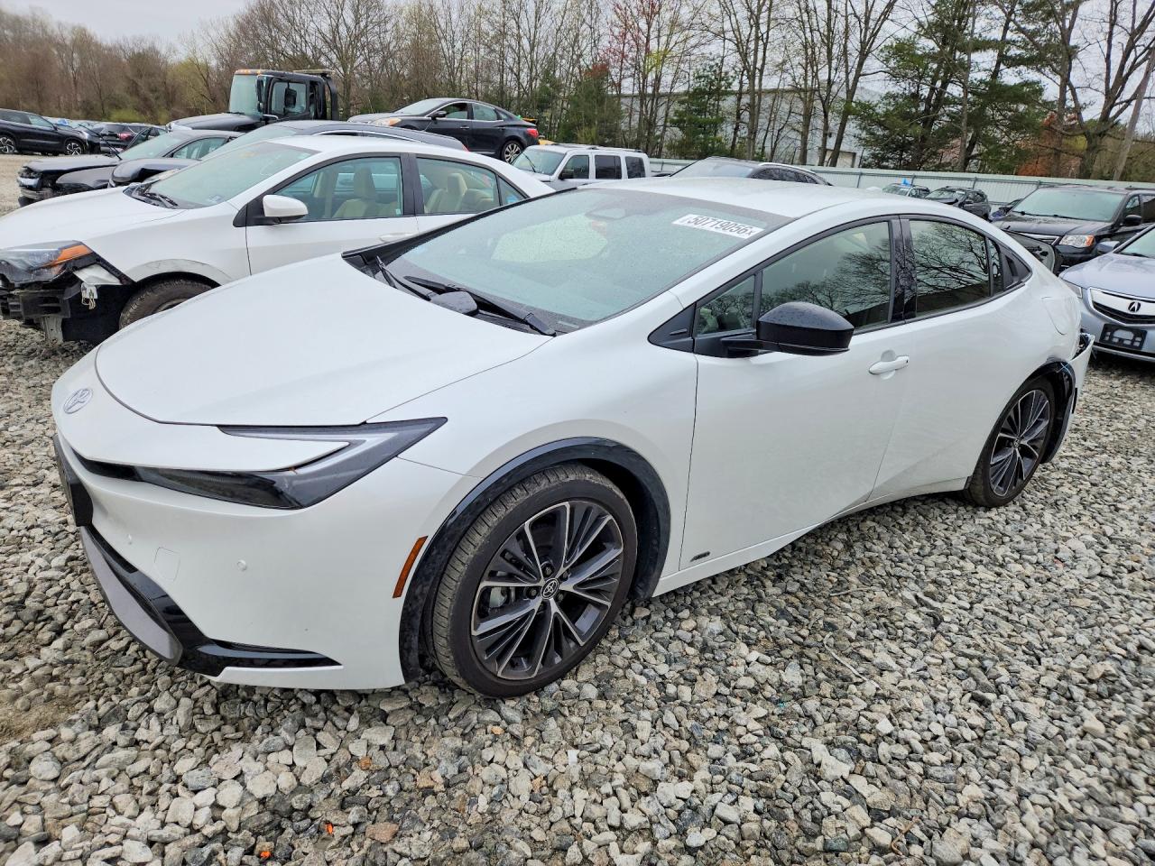 Salvage Toyota Prius Image