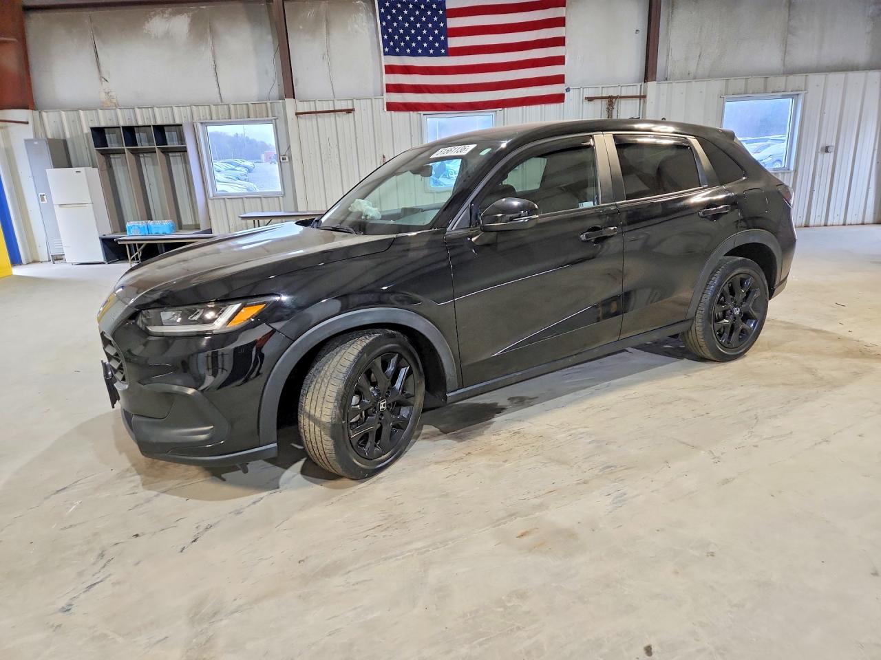 Salvage Honda HR-V Image