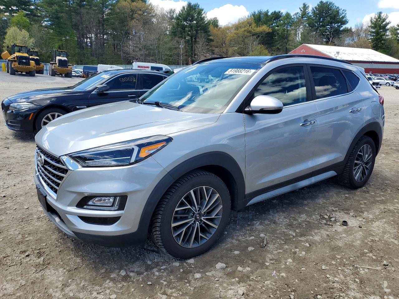Salvage Hyundai TUCSON Image