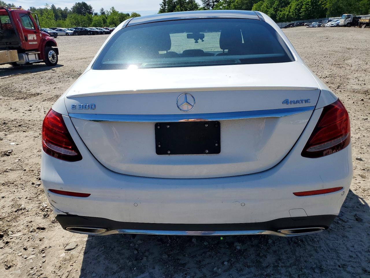 Mercedes-Benz E-Class 300 4matic