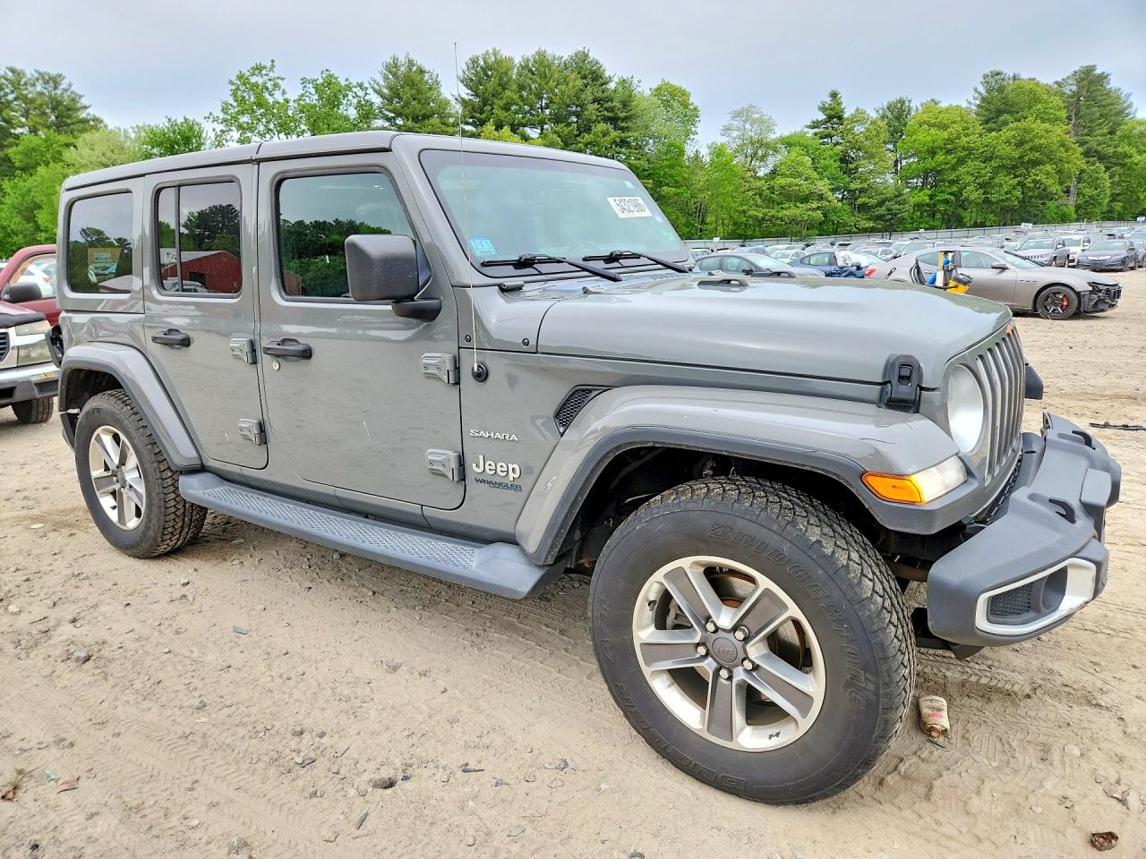 Jeep Wrangler Sahara