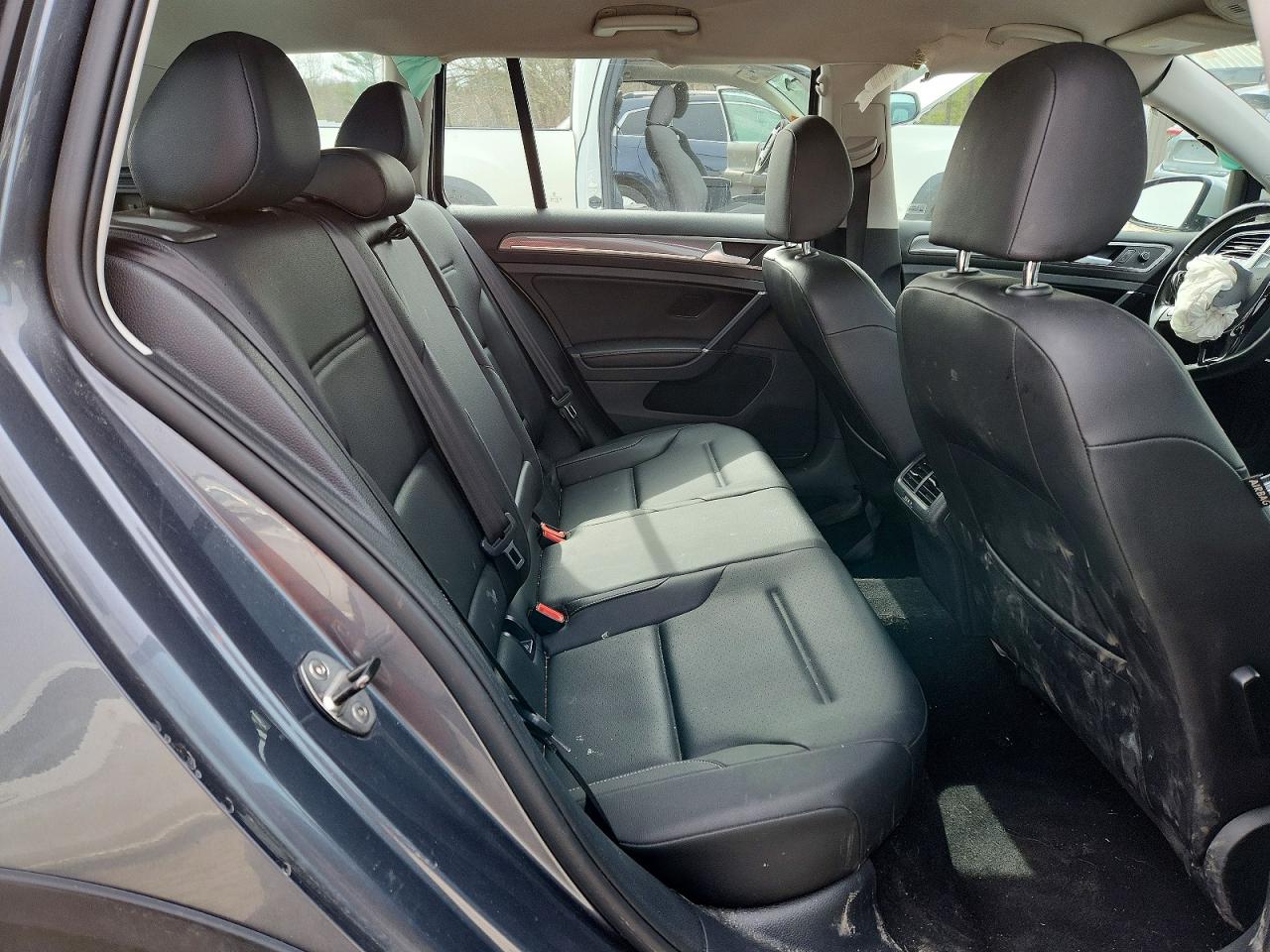 Volkswagen Golf S