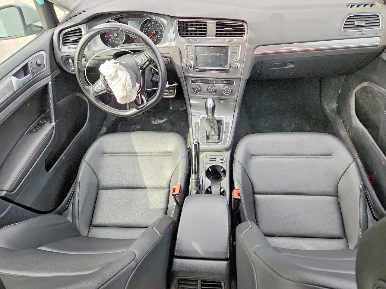 Volkswagen Golf S