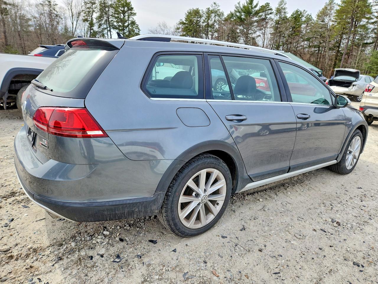 Volkswagen Golf S
