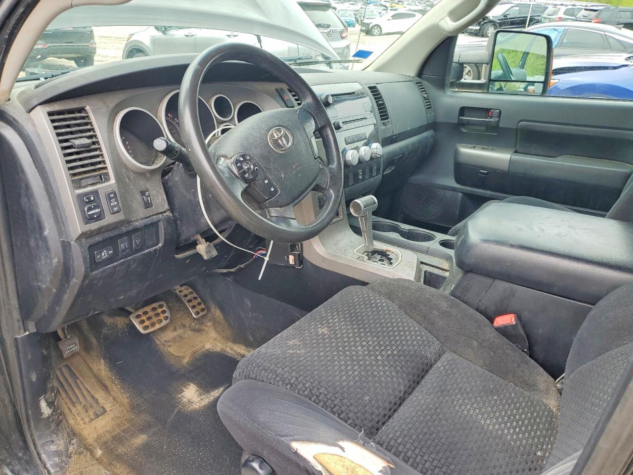 Toyota Tundra Double Cab Sr5