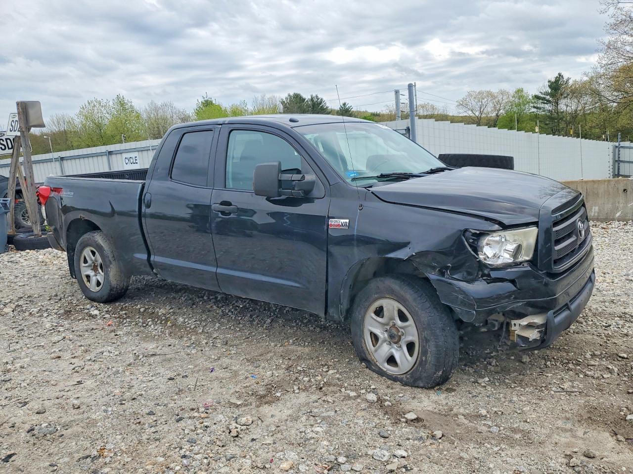 Toyota Tundra Double Cab Sr5