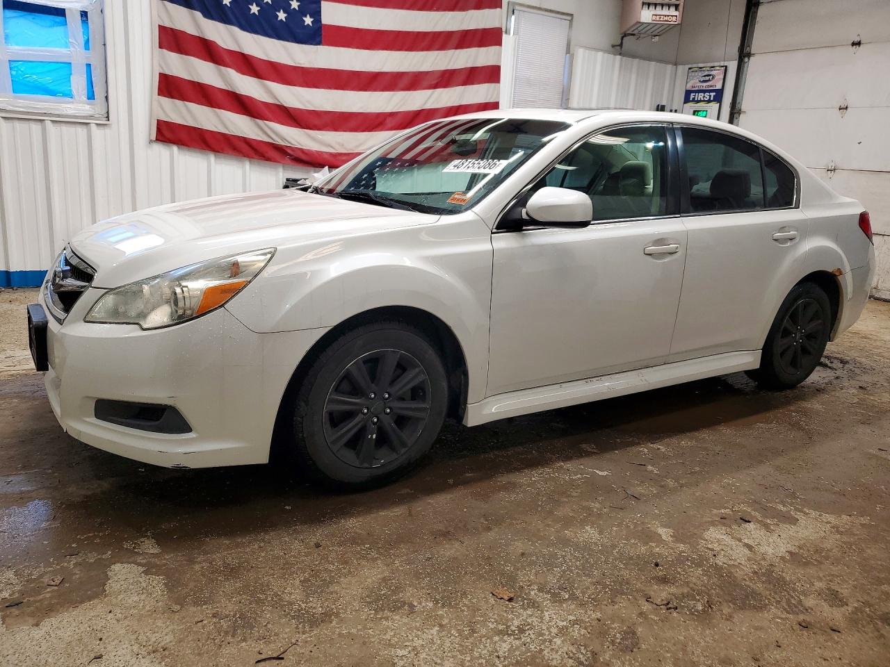 Salvage Subaru Legacy Image
