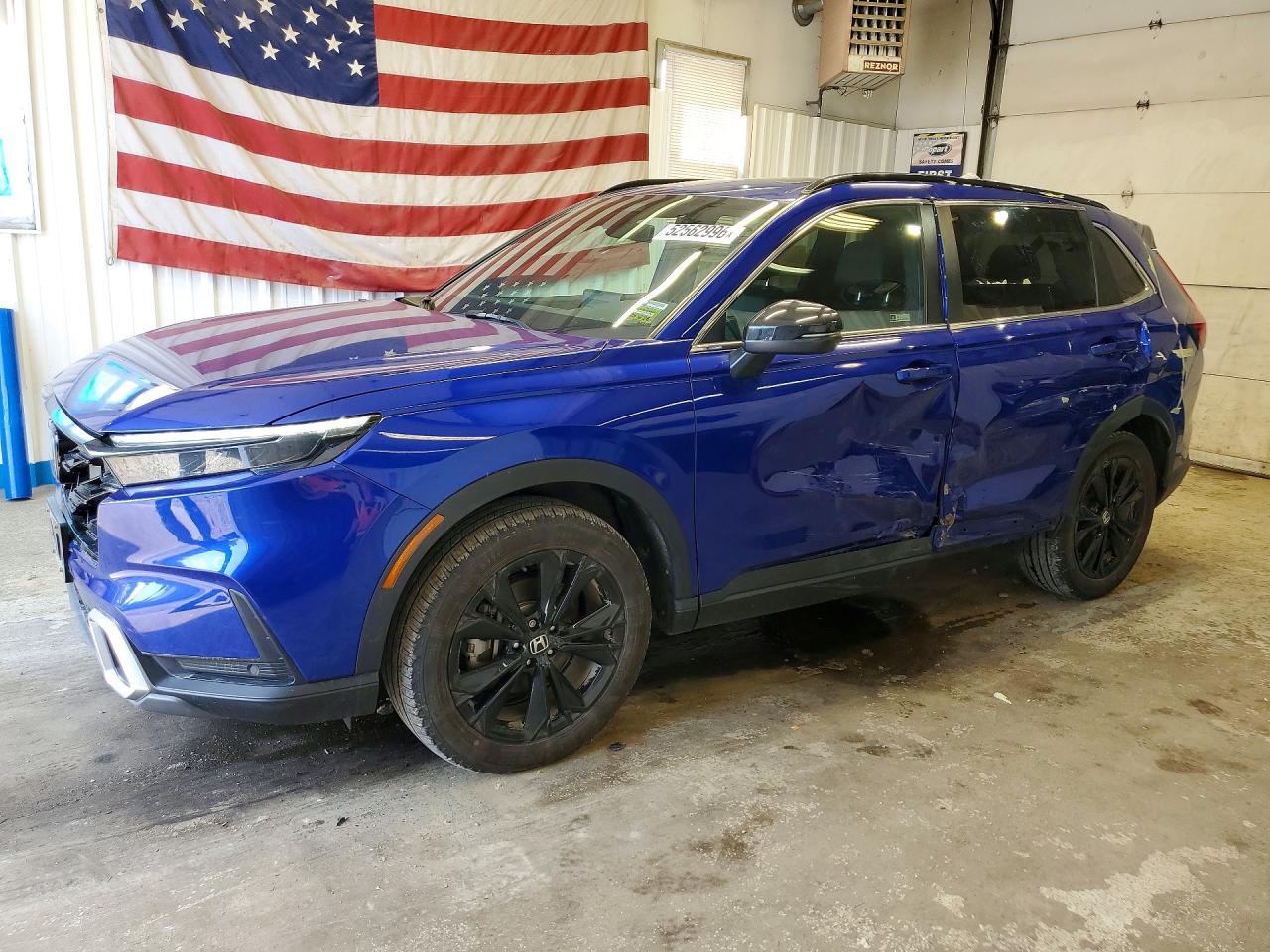 Salvage Honda Crv Image