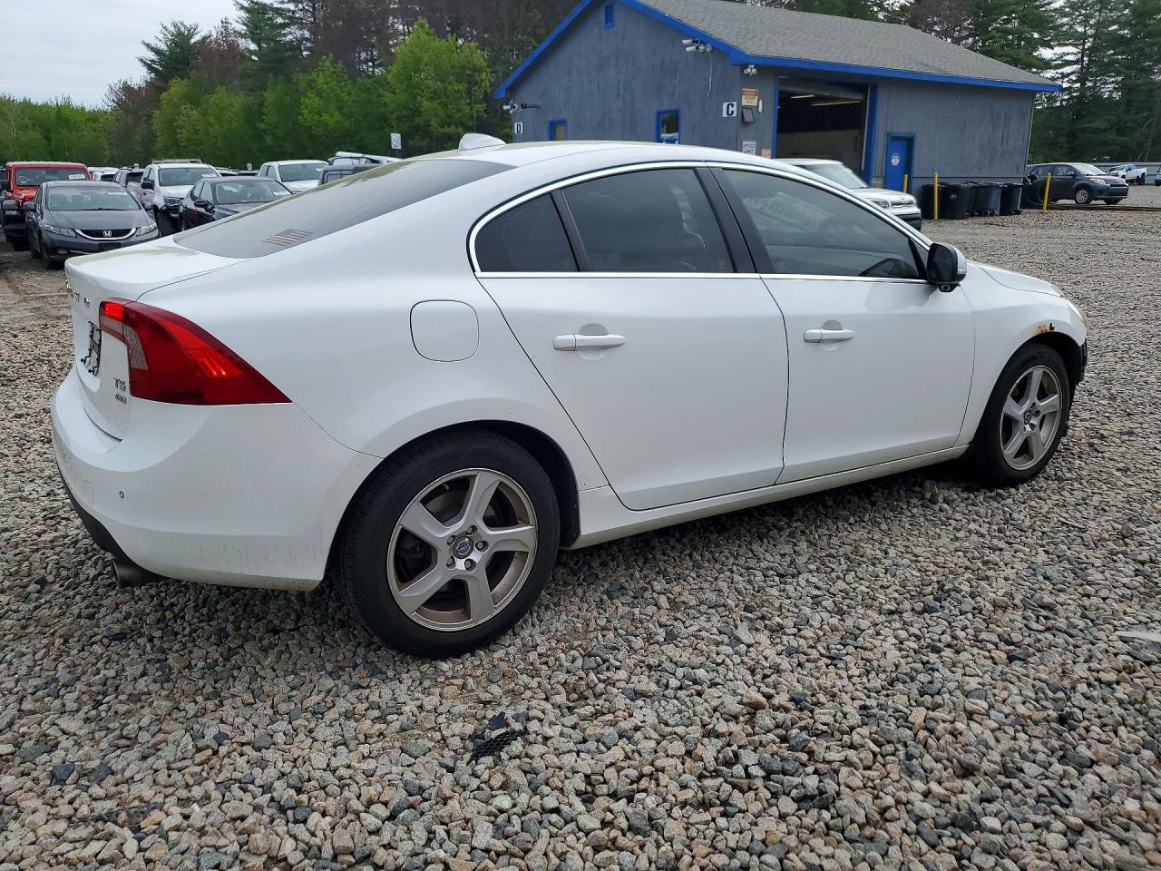 Volvo S60 T5