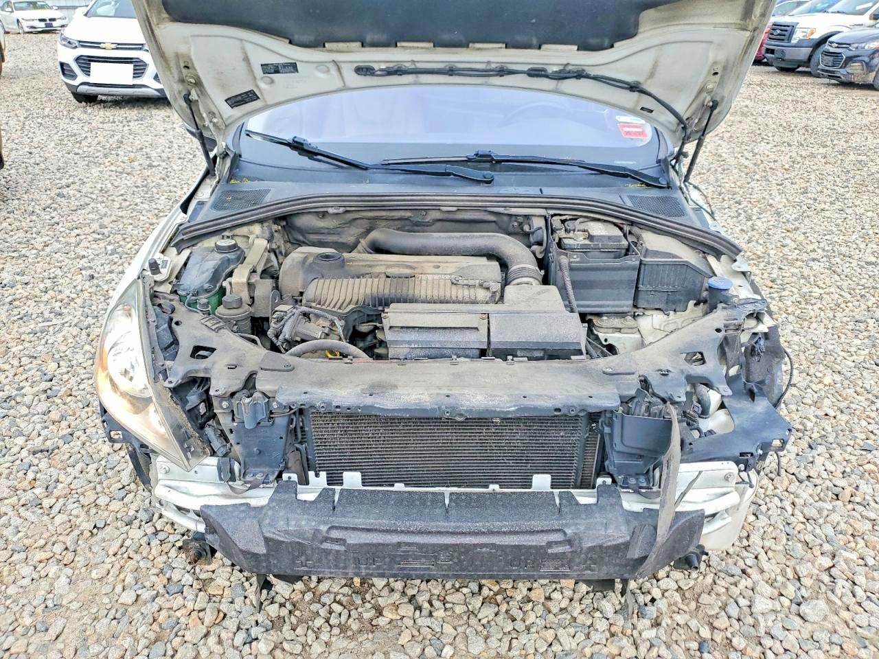 Volvo S60 T5