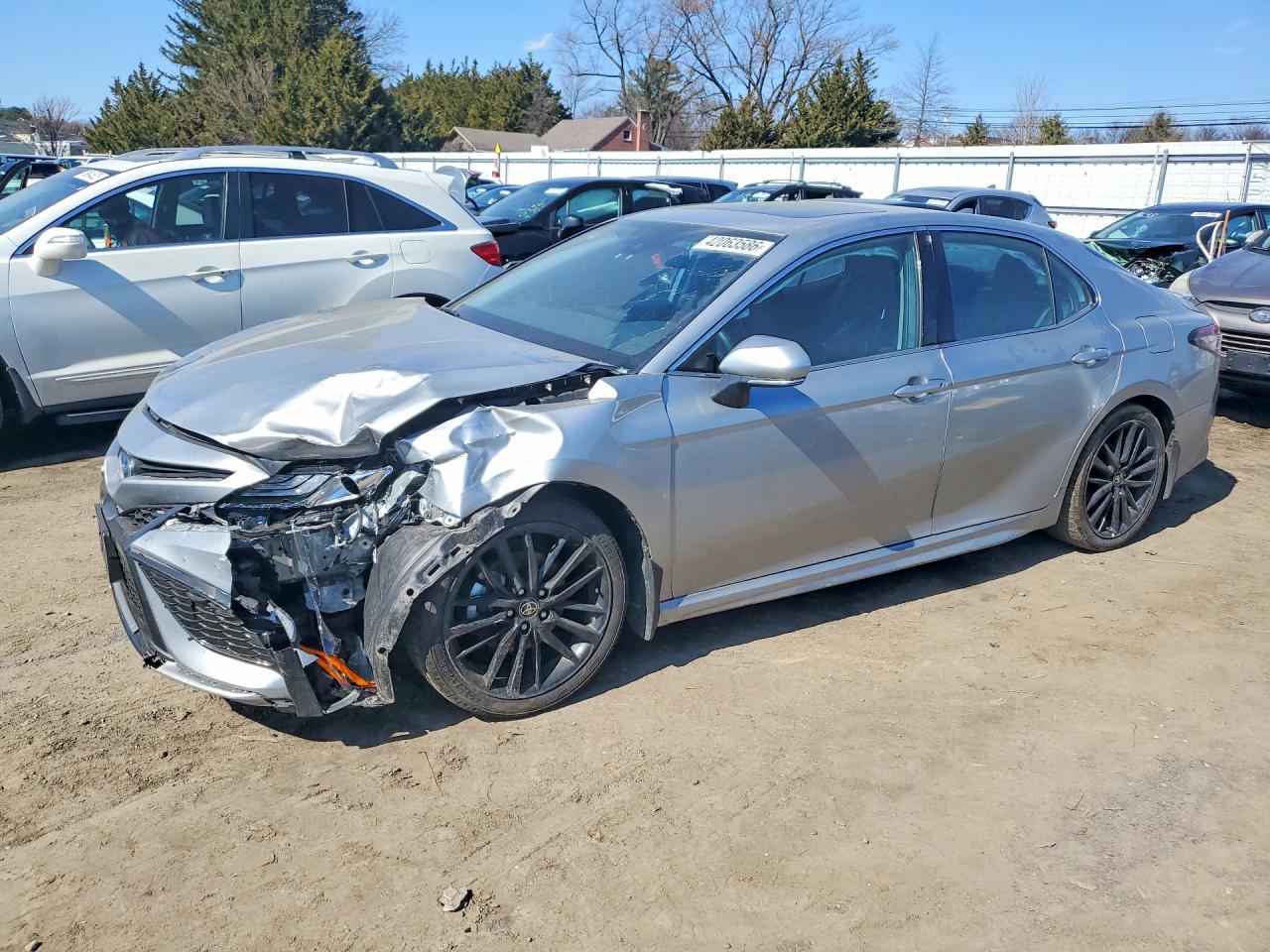 Salvage Toyota Camry Image