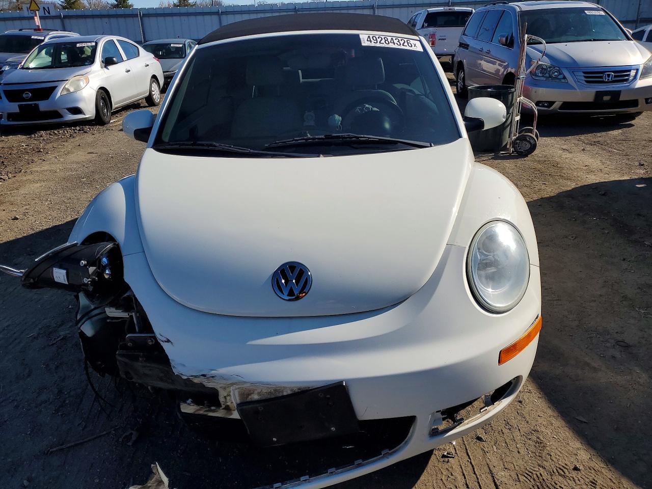 Volkswagen Beetle Triple White