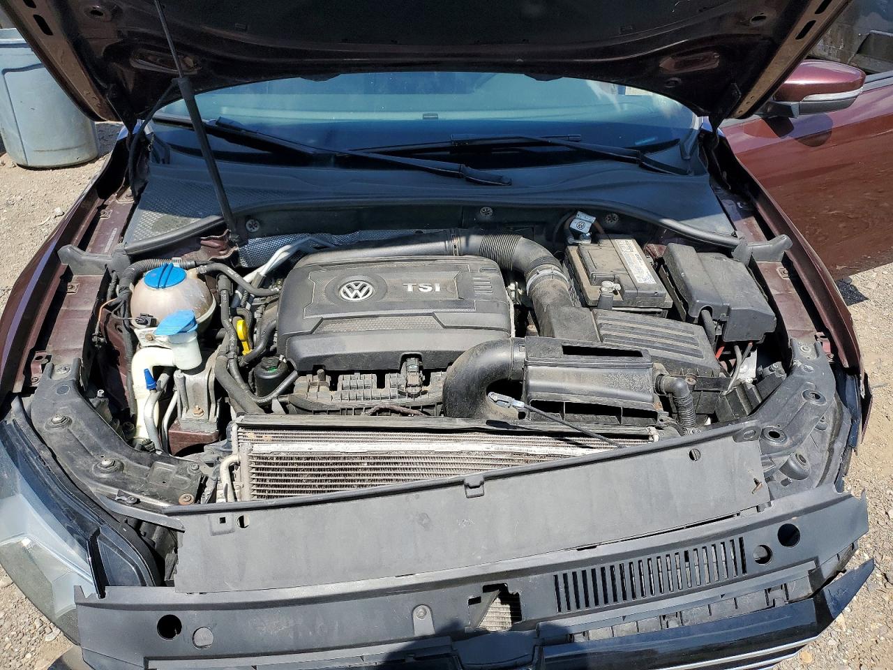 Volkswagen Passat S