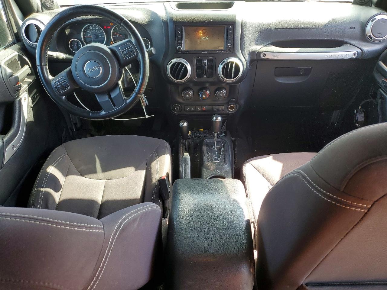 Jeep Wrangler Sahara