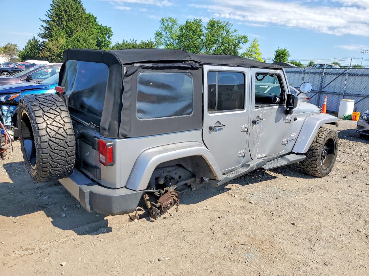 Jeep Wrangler Sahara