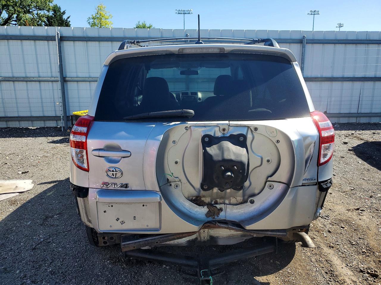 Toyota RAV4 Base