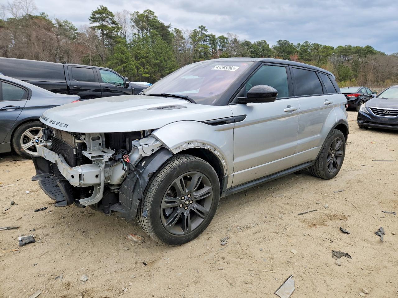Salvage Land Rover Range Rover Image