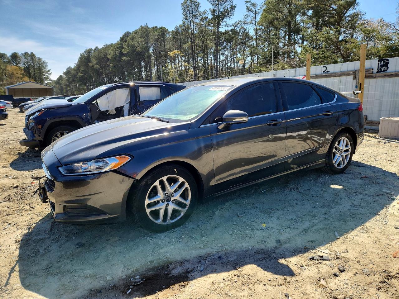 Salvage Ford Fusion Image