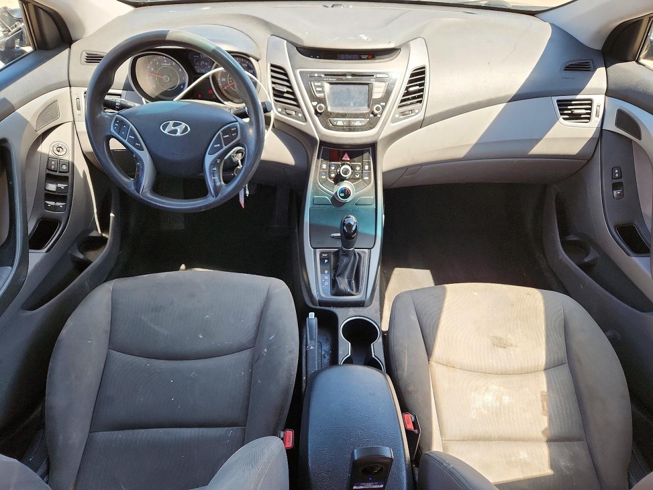 Hyundai ELANTRA Se