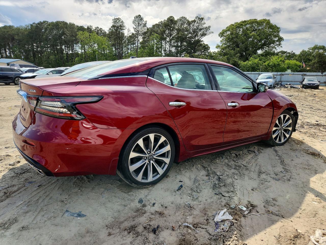 Nissan Maxima Platinum