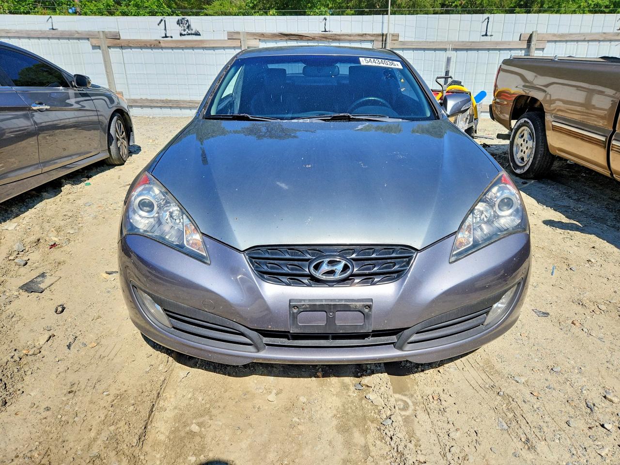 Hyundai Genesis 3.8l