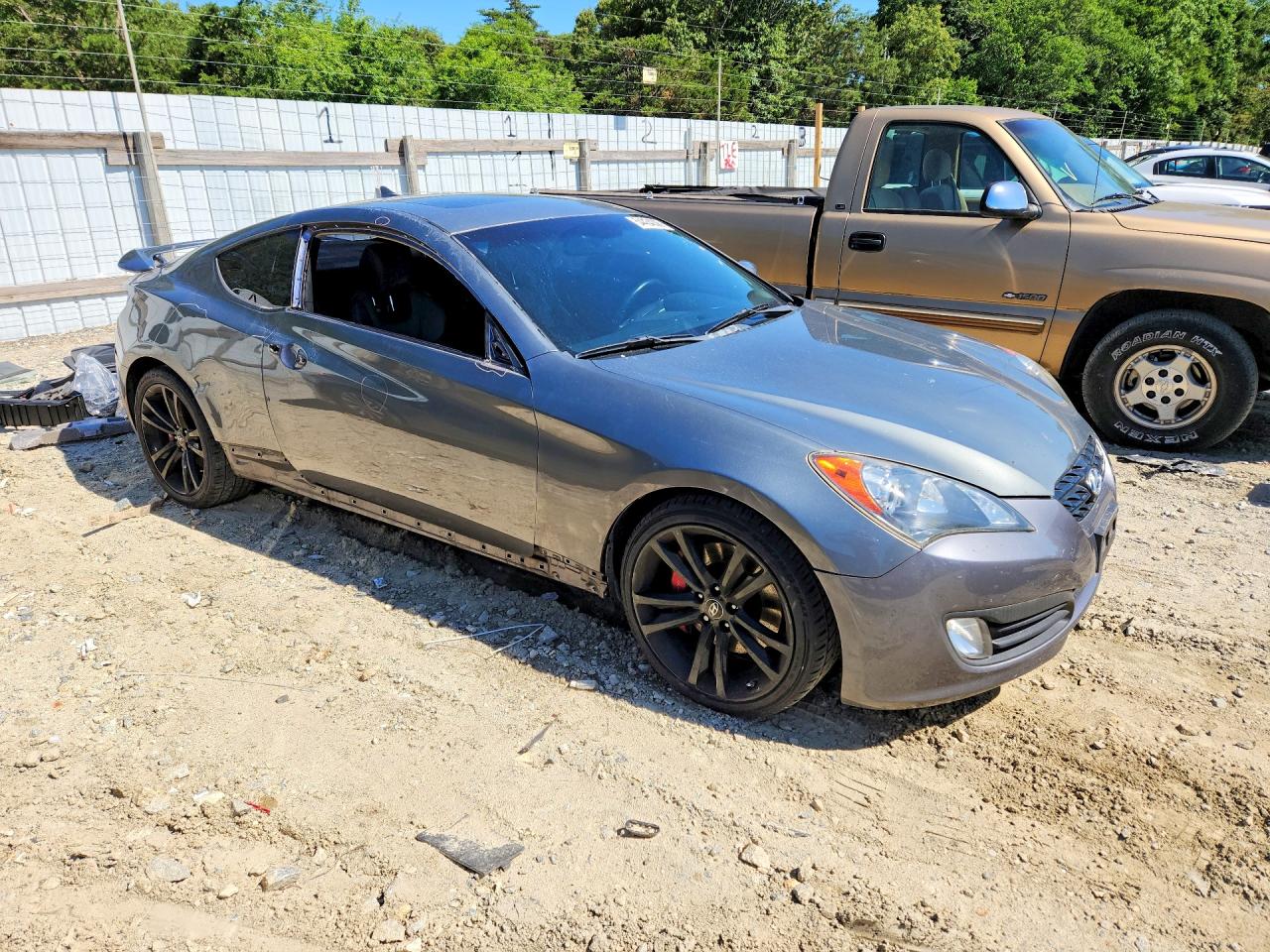 Hyundai Genesis 3.8l