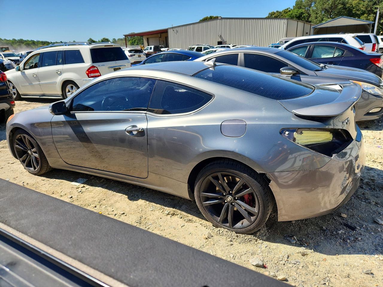 Hyundai Genesis 3.8l
