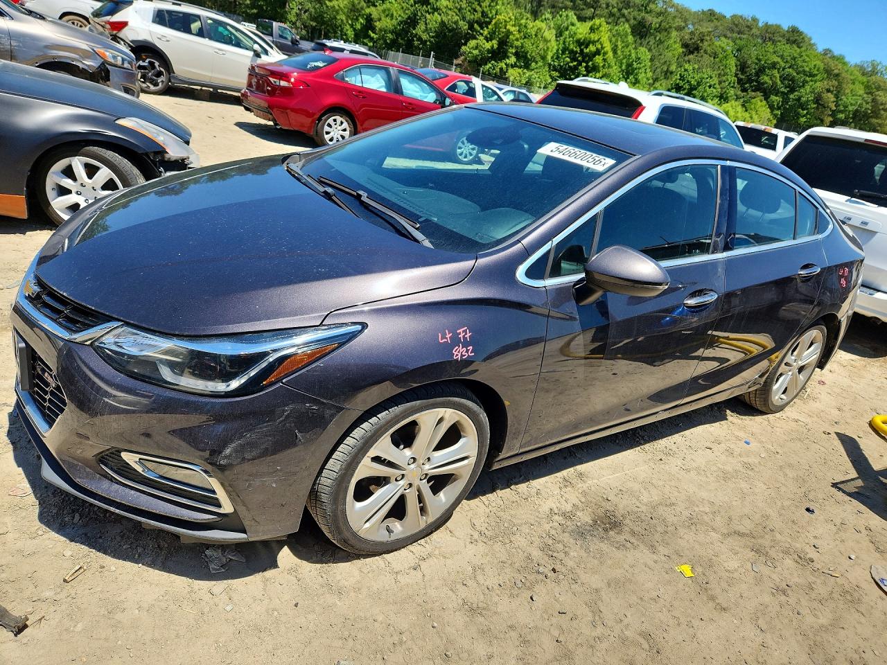 Salvage Chevrolet Cruze Image