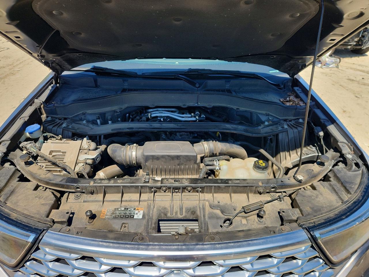 Ford Explorer Platinum