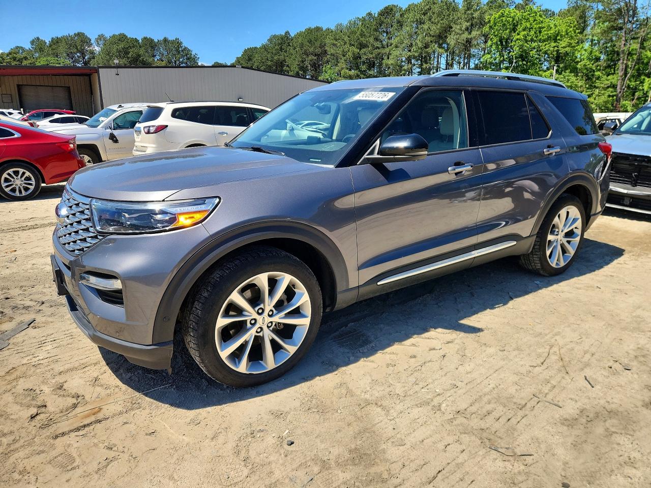 Salvage Ford Explorer Image