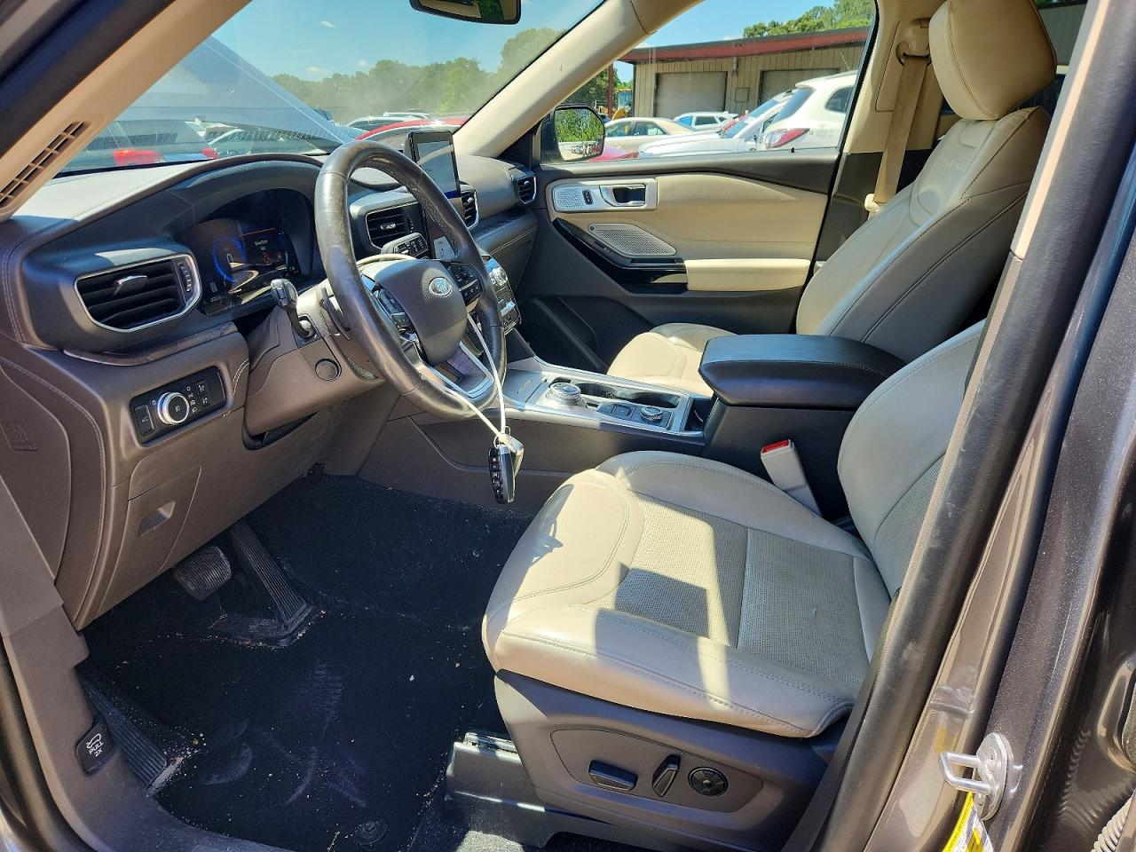 Ford Explorer Platinum
