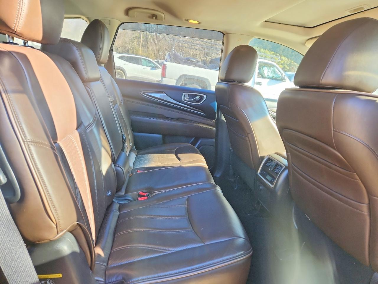 INFINITI Qx