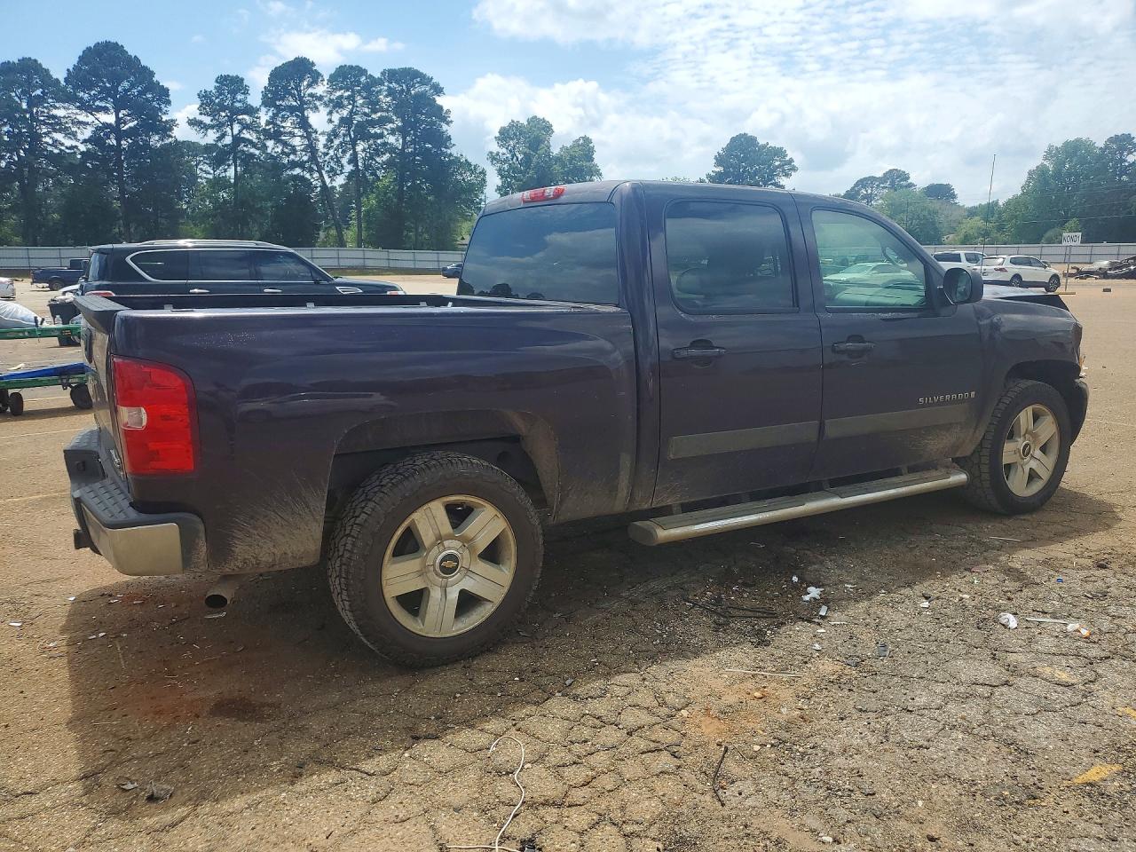 Chevrolet Silverado C1500