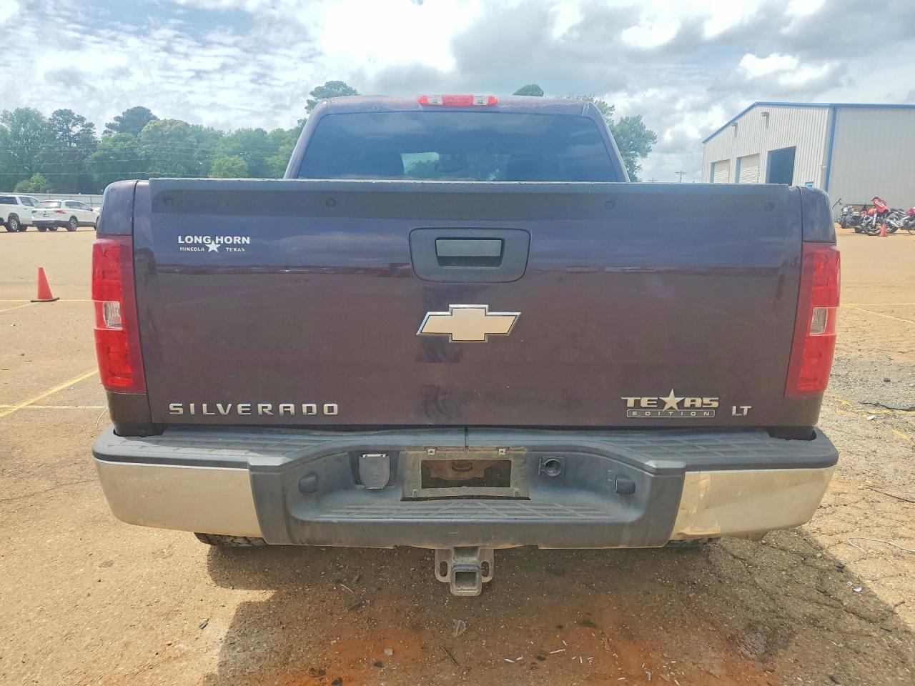 Chevrolet Silverado C1500