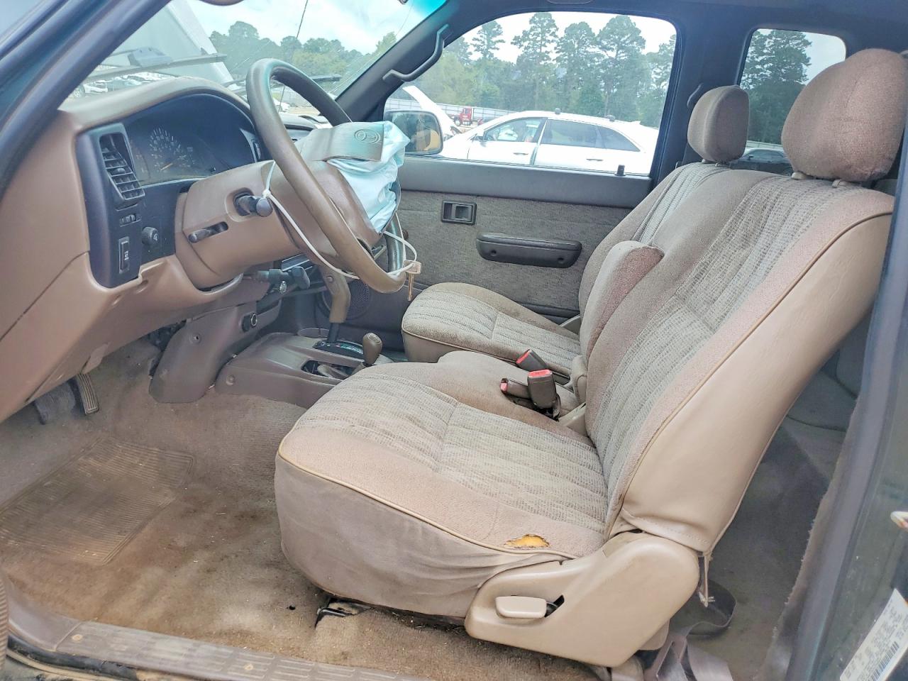 Toyota Tacoma Xtracab