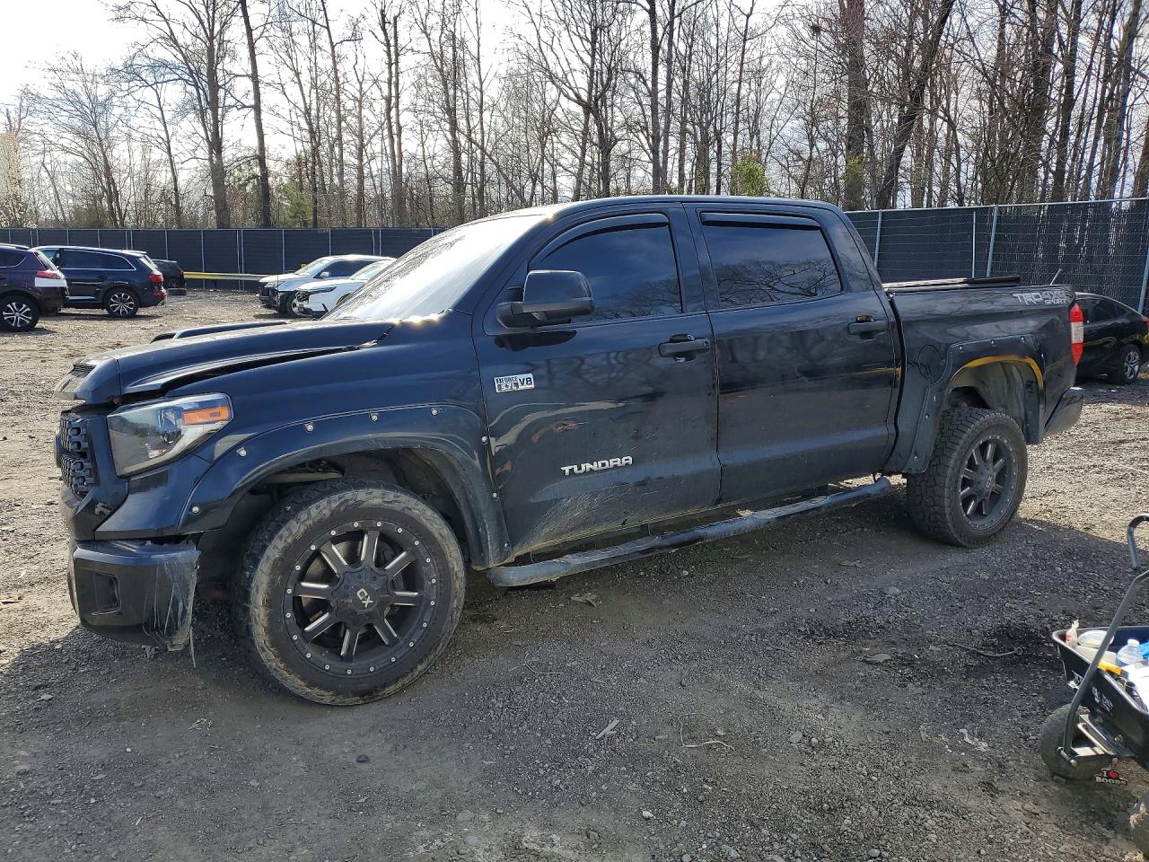 Salvage Toyota Tundra Image