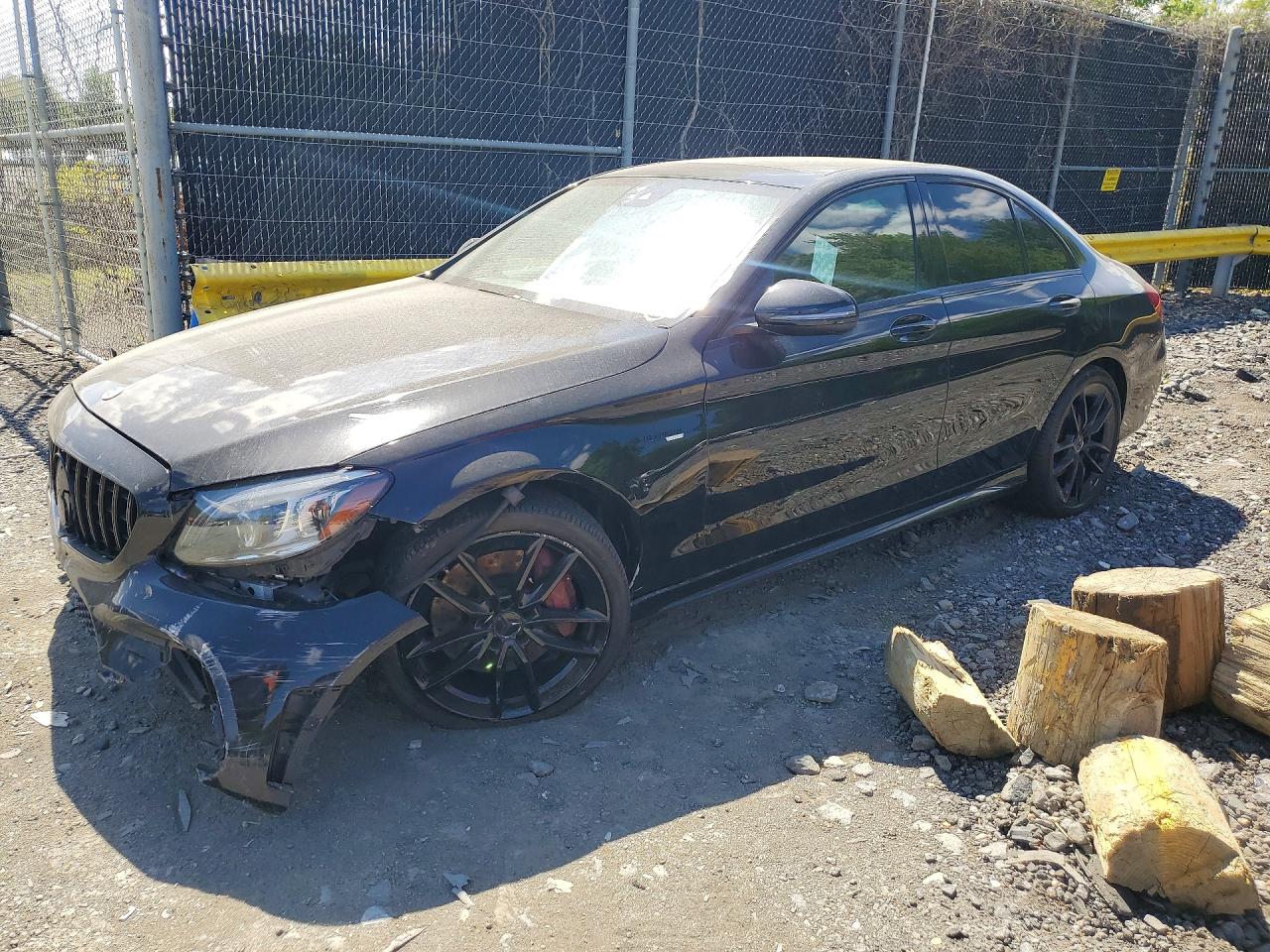 Salvage Mercedes-Benz C-Class Image